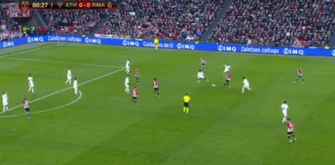 欧冠淘汰赛前瞻：拜仁客战巴黎,