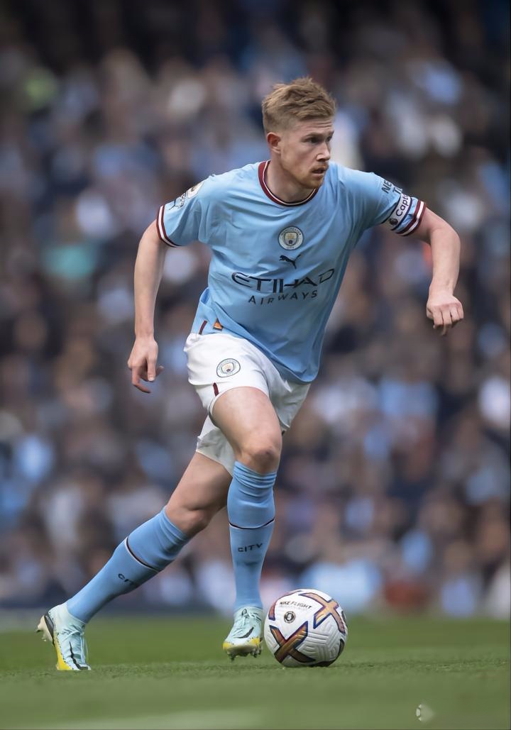 希勒：谢什科和哈兰德很像，毫不怀疑他在英超会踢得很舒服